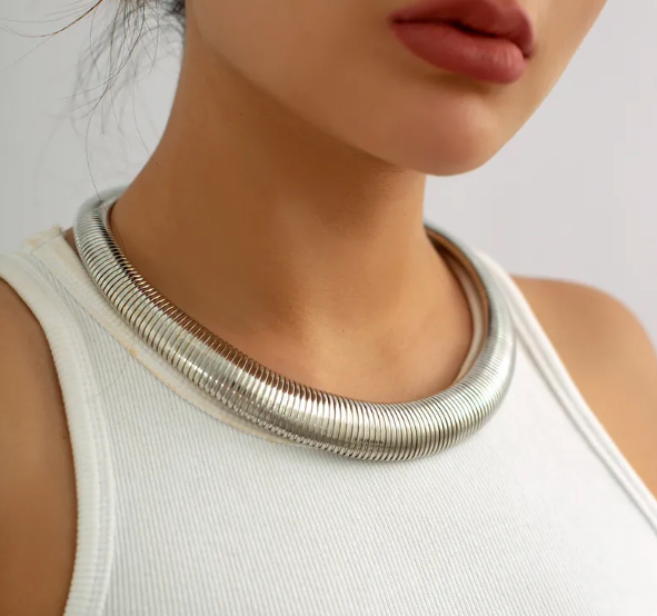 Snake choker