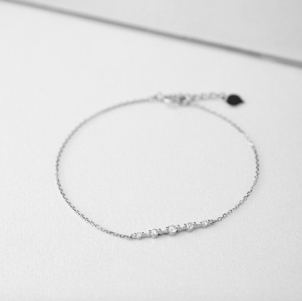 Shiny line bracelet