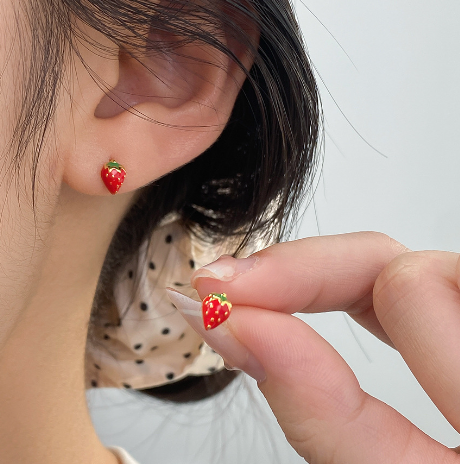 Strawberry studs